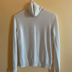 Uniqlo cashmere sweater size M (runs small) beige